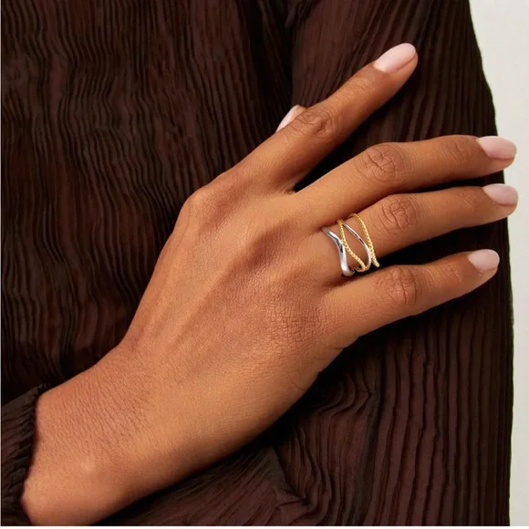NEW Cross Cable Twist Band Ring 18K Gold Plated Gold & Silver Mixed Metals - Picture 3 of 5